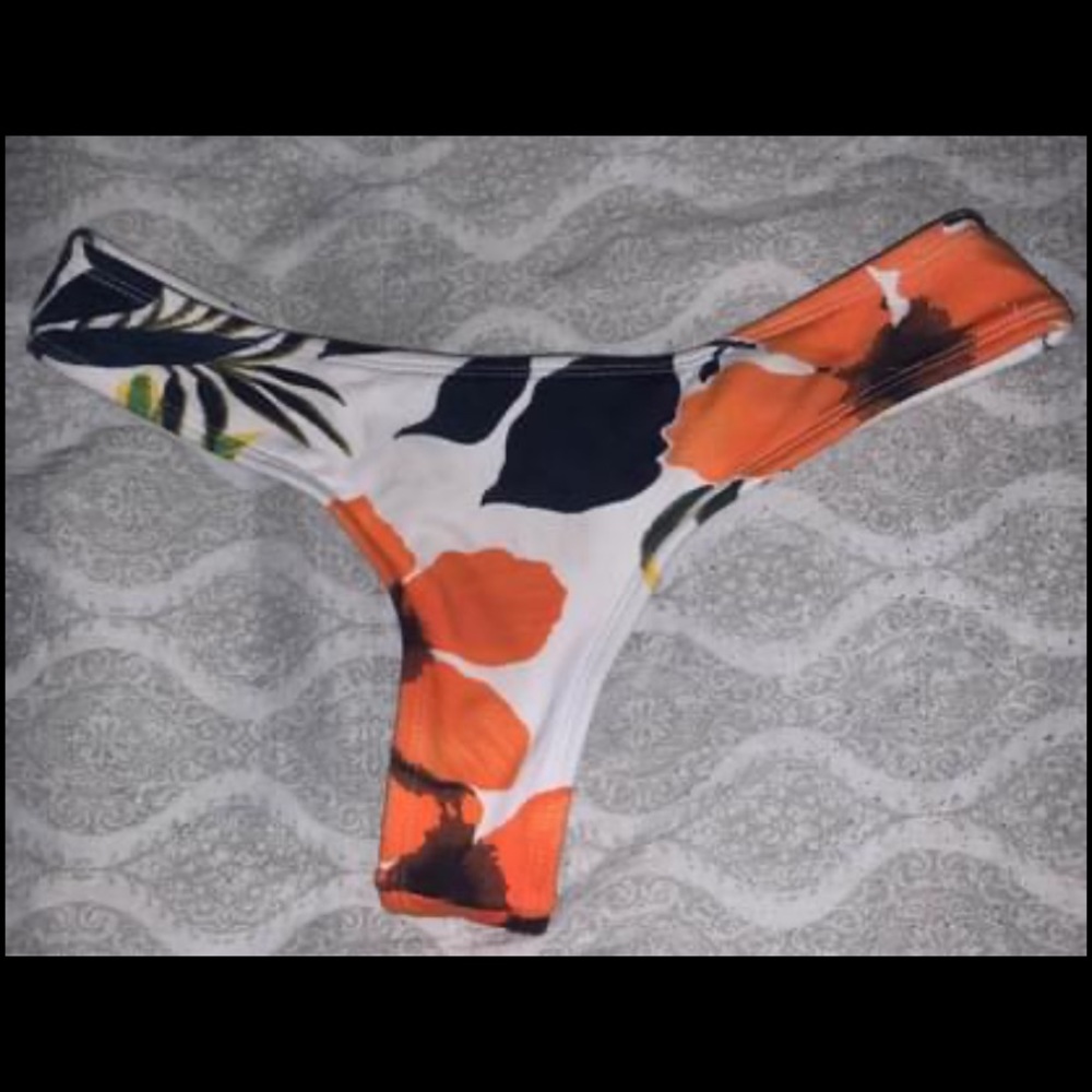 Bikini bottoms super cute and trendy